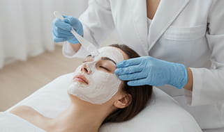 시술 전 마취크림 도포