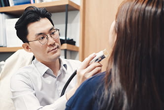 의료진 상담 및 진단